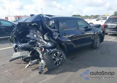 2025 Toyota Highlander Xle z USA, uszkodzony, nr VIN 5TDKDRAH0SS553947